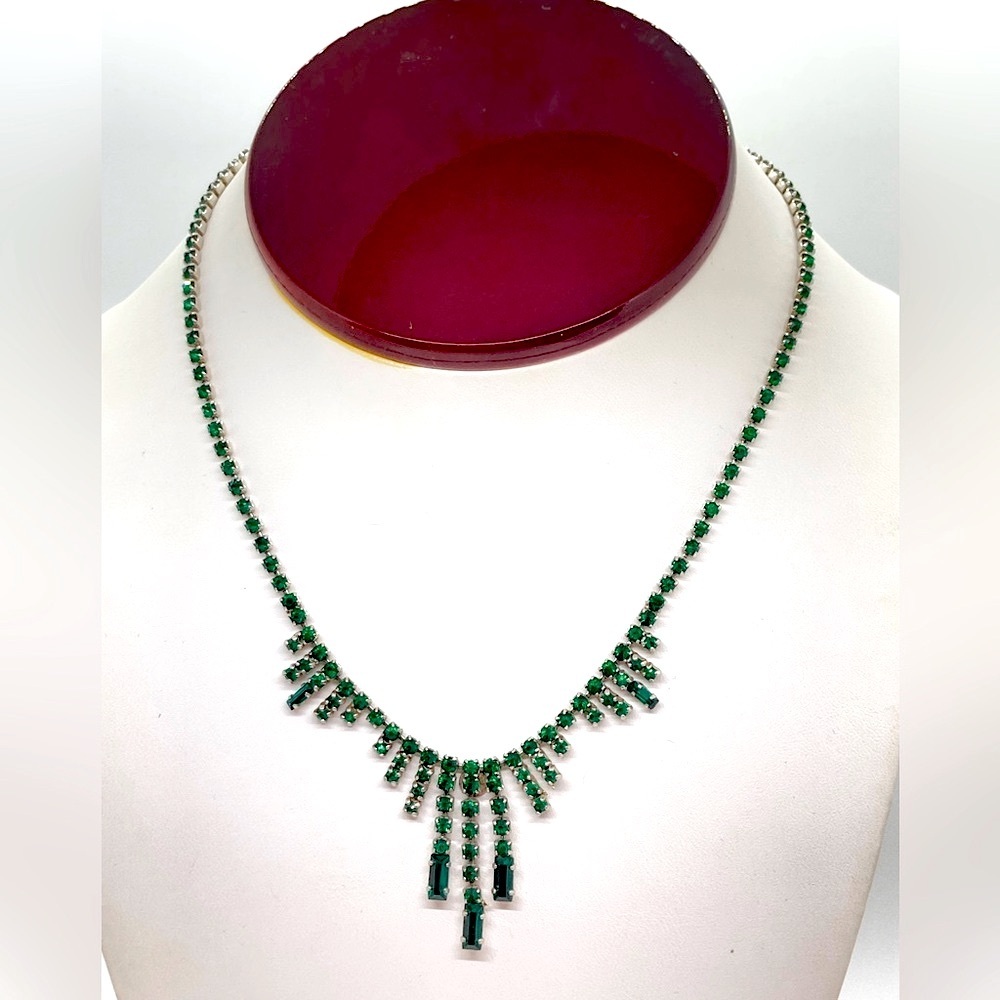Vtg Jay Flex Sterling Silver Emerald Green Rhinestone Necklace | 15” + 1” Drop